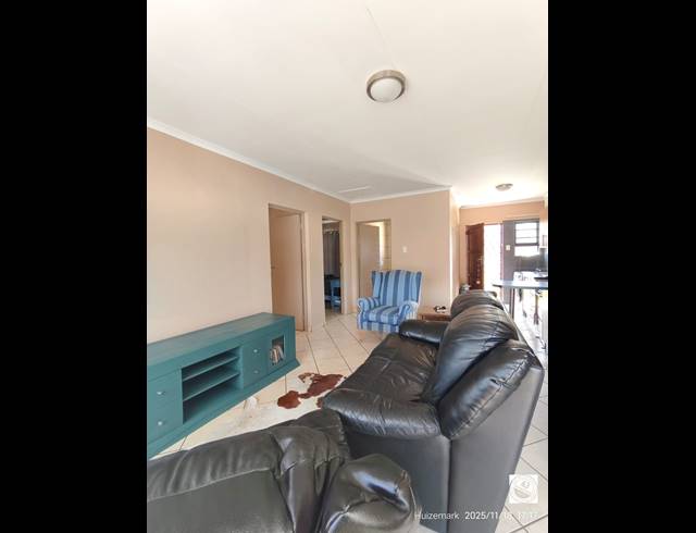 2 BEDROOM TOWNHOUSE TO LET IN SASOLBURG EXT 10